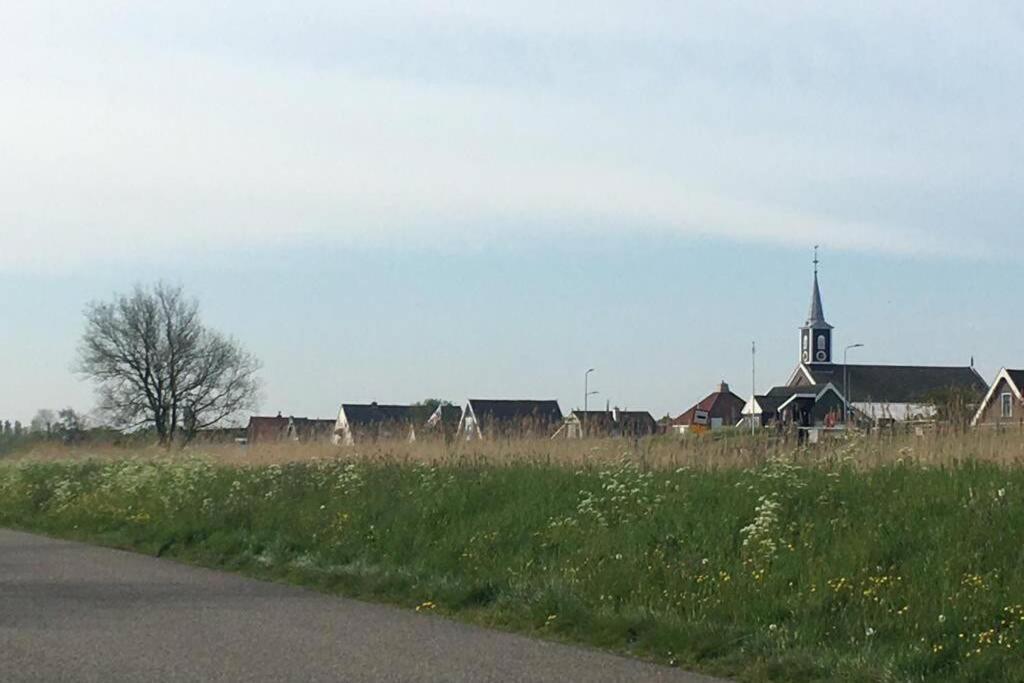 Вилла Tiny House Holland Oudesluis  Экстерьер фото